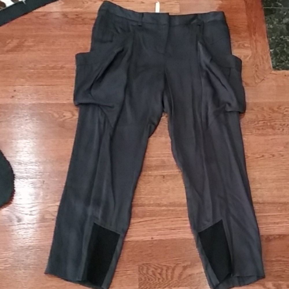 BCBG Maxaziria black short pants